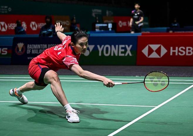 안세영 어떻게 이기나? 천위페이 '기권' 이어 '세계 5위' 중국 스타, 한국 넘버3에 역전패…