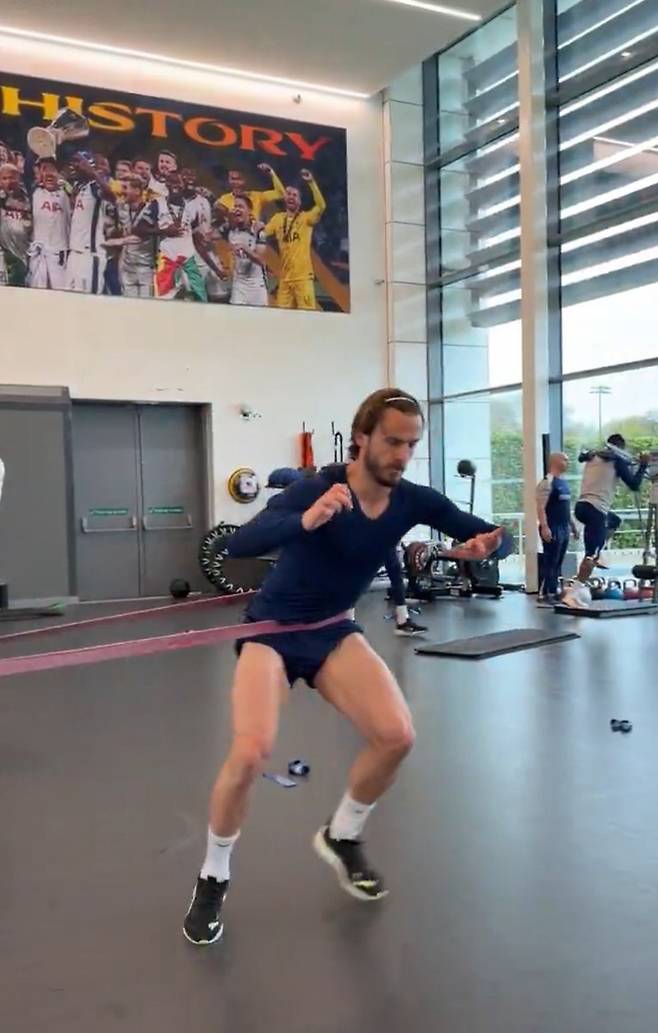 손흥민 고별전서 십자인대 파열→시즌 아웃...SON 찐 절친, 슬픈 근황