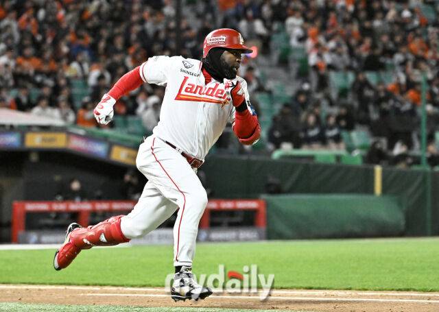 '실책→안타→볼넷→보크→스리런' 이래서 100억 안겼나, 강백호 벌써 시즌 3호 홈런…에레디아 반격의 솔로포 [MD인천]