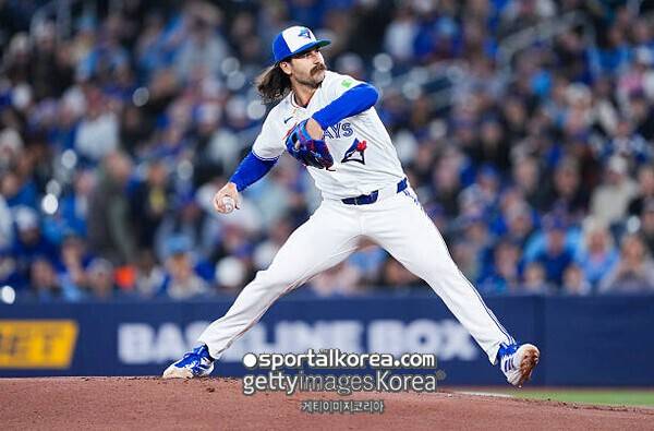 '플래툰 상황도 아닌데' 김혜성, 연속안타 날리고도 벤치행…'2루 유망주·WS 영웅' 동반 선발 출전