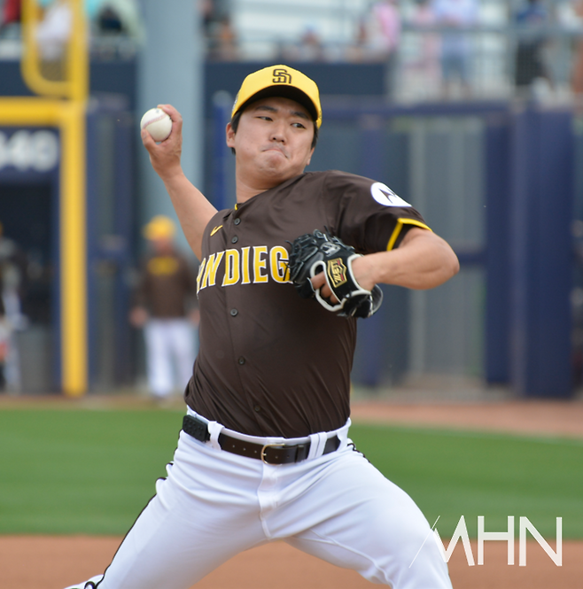 '추락하는' 韓 대표팀 마무리 고우석, 끝이 안 보인다…마이너리그 '더블 A'로 강등, 메이저리그 꿈 더 멀어졌다