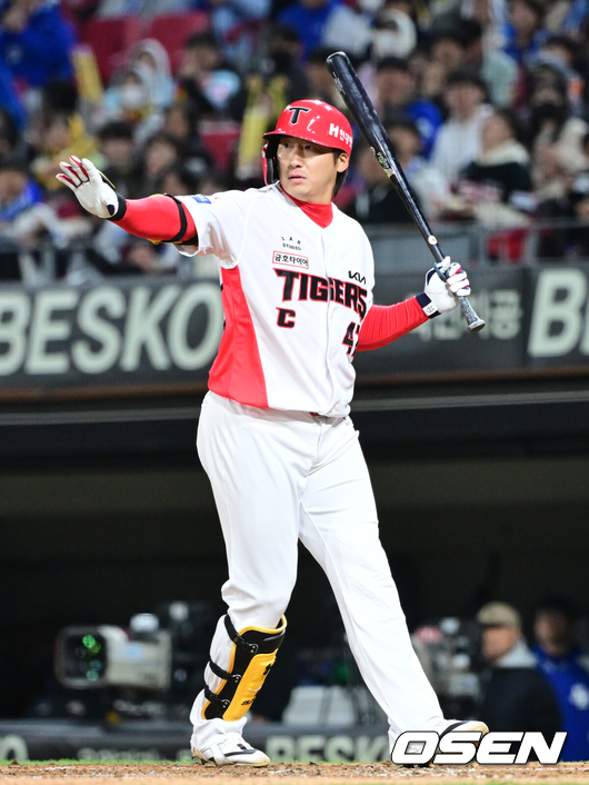 6경기 득점권 침묵→5타점 먹방으로 풀다...KIA 캡틴의 깊은 한숨