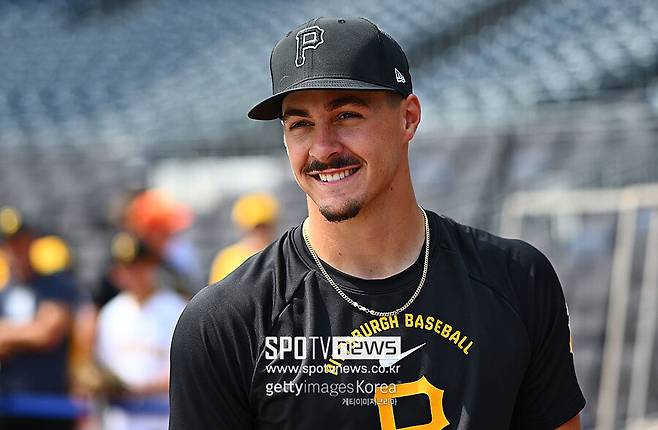 [오피셜] 19살에 무려 '2222억', 초대형 계약 따냈다…9년 보장, '제2의 트라웃' 잡았다