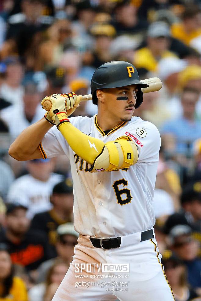 [오피셜] 19살에 무려 '2222억', 초대형 계약 따냈다…9년 보장, '제2의 트라웃' 잡았다