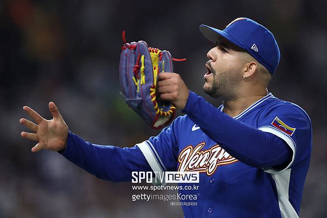 이래서 KBO 컴백 소문 잠잠해졌나…153km 강속구에 깜짝, 기적의 ML 생존기 계속된다
