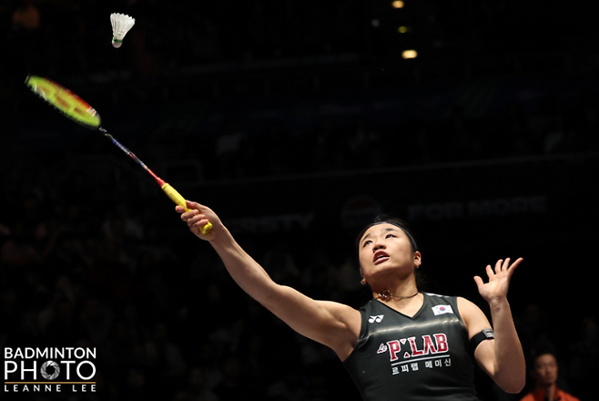 '셔틀콕 여제' 안세영, 랭킹 26위 상대 30분 컷...아시아선수권 8강 진출