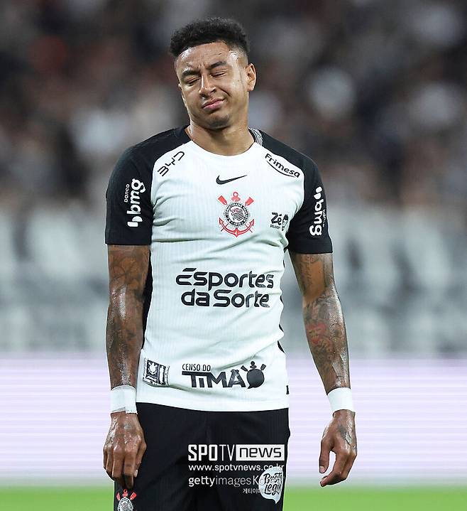 ‘FC서울 영웅’ 린가드, 브라질 가자마자 터치만 27번 '유령 경기'…평점 5점 굴욕→“원래 평범한 선수” 팬들 폭발