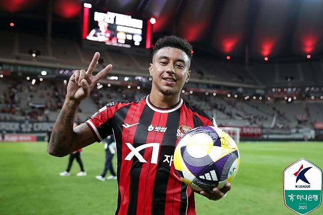 ‘FC서울 영웅’ 린가드, 브라질 가자마자 터치만 27번 '유령 경기'…평점 5점 굴욕→“원래 평범한 선수” 팬들 폭발