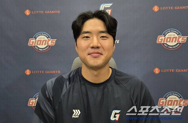 속상해도 절대 티 안 낸다 → 롯데 손성빈이 스트레스 푸는 법.