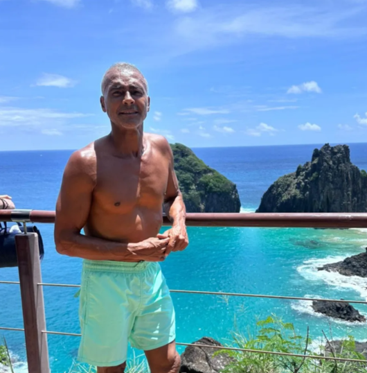 “여친 절친과 손잡고 여행 포착”…호마리우, 35세 연하 연인에 버림받은 이유는 '여친 친구와 바람'...호나우지뉴 빰치네