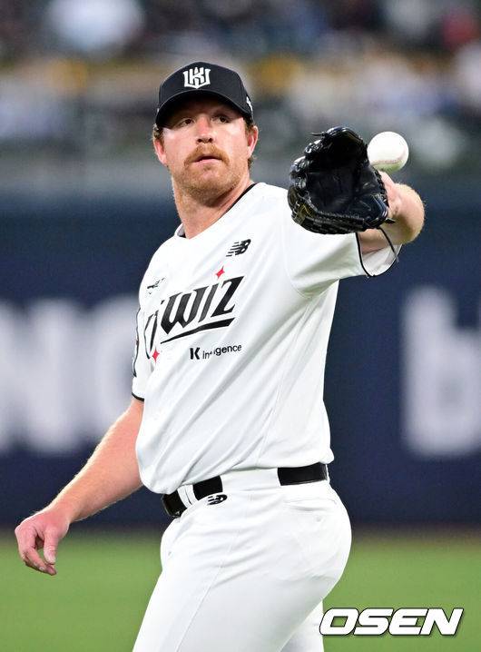 157km 던지면 뭐하나, 볼볼볼볼→ERA 7.27…감독과 약속했다 “다음 경기, 정말 후회 없이 던질게요”