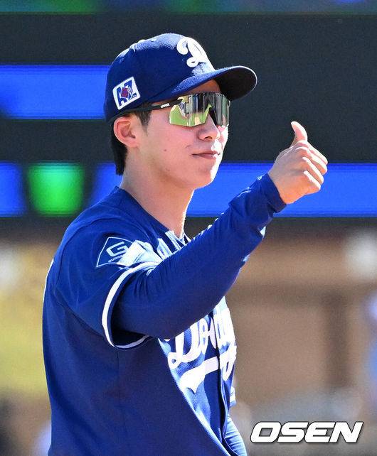 '100달러 대신 출장 기회 달라' 김혜성, 로버츠 감독에게 바라는 단 한 가지