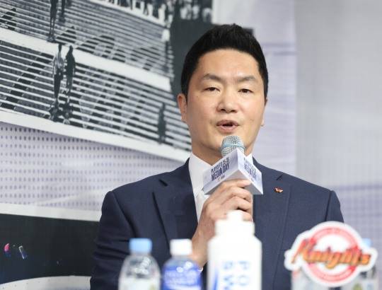 '고의 패배 사과' 전희철에 손창환