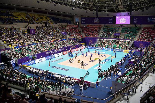 ‘존폐 위기’ 페퍼, “FA 박정아·이한비와는 결별 유력”…구미시 “3개 기업과 이야기 중”