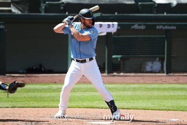 위즈덤 삼진→삼진→삼진→삼진→삼진→트리플A 홈런 1위가 내는 세금→ML 콜업? 버티기 싸움이다