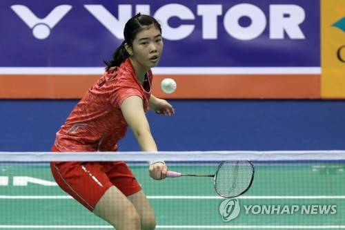 27살인데 눈물의 은퇴 선언, 마지막 경기도 '통한의 역전패'…179cm 배드민턴 스타, 쓰러져 눈물 펑펑 쏟았다