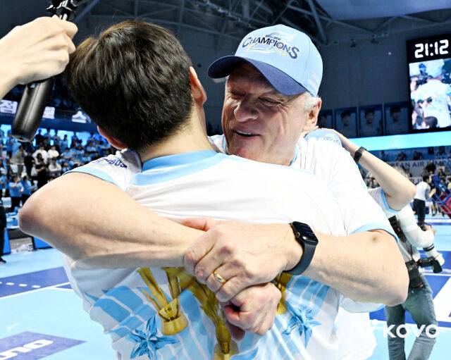 ‘한국 오자마자 트레블’ 헤난 감독 “한국 리그? 솔직히 많이 놀랐다...올바른 길로 가고 있어” [MD인천]