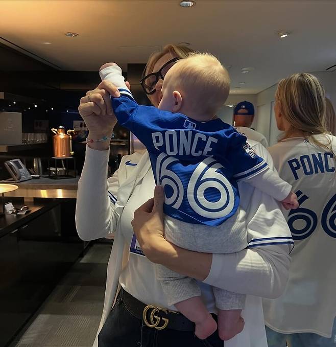 '망연자실' 폰세 아내, 남편 시즌아웃에 심경 토로