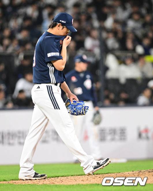 '156km' KKKKKKKKK에도 승리 증발 실화냐…살떨린 공포의 11사사구쇼, 이기고도 찝찝한 이 기분 왜일까