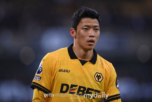 '우려가 현실이 됐다' 토트넘, 결국 EPL 강등권 추락…웨스트햄, '황희찬 교체 출전' 울버햄튼 대파