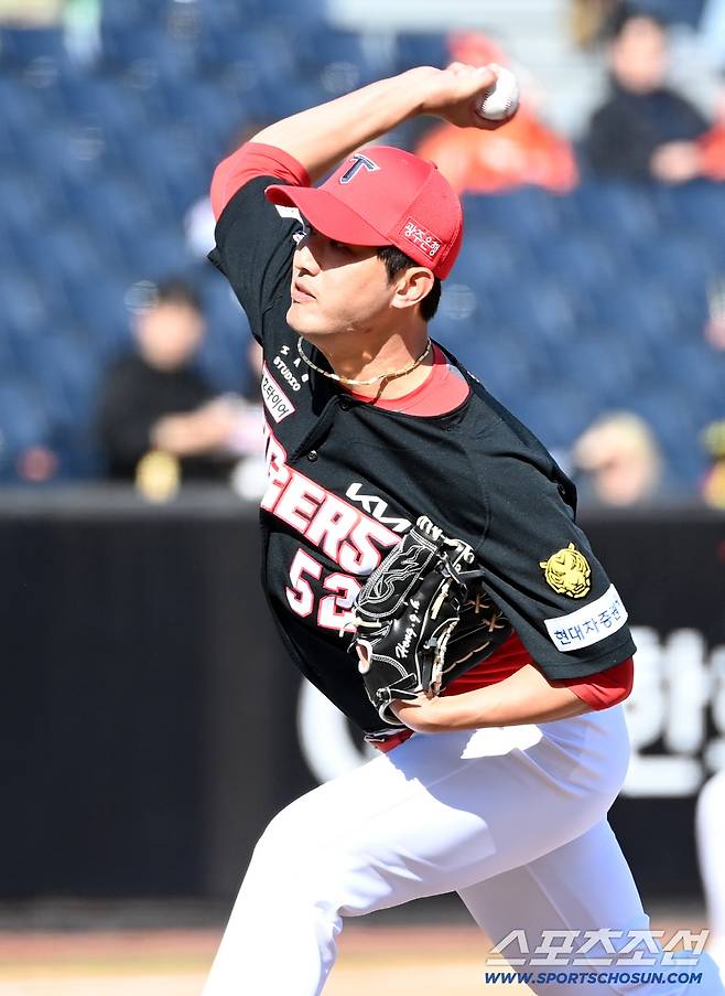 15억 포기, 7억 받고 승부수...그런데 감감무소식, 홍건희 어디서 뭐 하고 있나 [대전 현장]