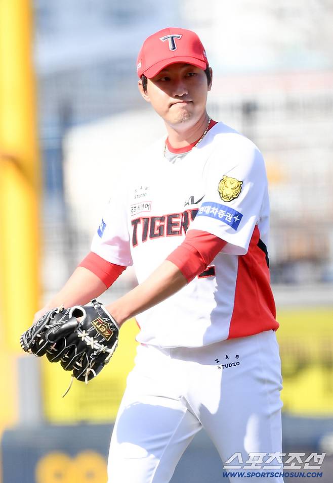 15억 포기, 7억 받고 승부수...그런데 감감무소식, 홍건희 어디서 뭐 하고 있나 [대전 현장]