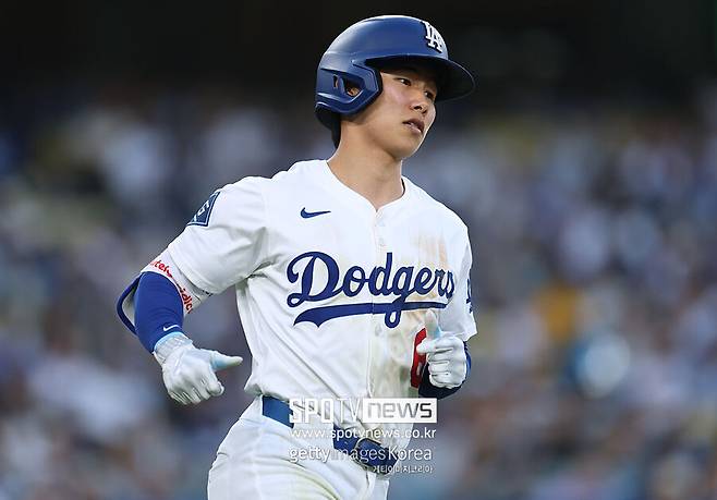 홈런→홈런→끝내기홈런…먼시 다저스 영웅 등극, 오타니 44경기 연속 출루 '이치로 넘었다'
