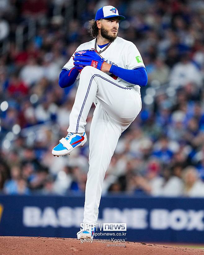 “폰세, 일 안하고 돈만 받네” ‘악플러’들에 日 언론도 절레절레, 다친 선수에 이러고 싶을까