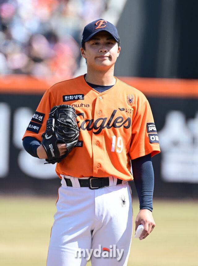 '와' 한화 진짜 어떻게 단돈 1.5억에 특급 선발 영입했나…대만 특급 148km KKKKK 위력투, KIA 압도하다 [MD대전]