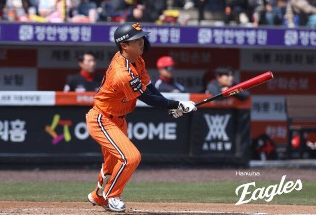 '0이닝 3실점' 정우주 무너졌다, 한화 4-1→5-6 역전패…황동하 377일 만에 승리투수 감격, 성영탁 5아웃 세이브, 김도영 동점 희생타 [MD대전]