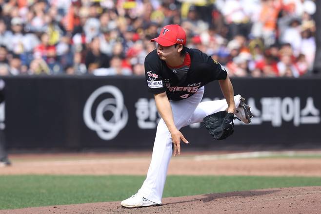 심재학 단장 법인카드 쐈다! 황당 교통사고→요추 골절 재활→377일 만에 승리…