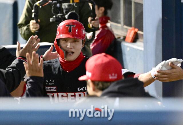 KIA 윤도현·오선우 없어도 티 안 난다? 프로는 자리 비우면 안 된다…꽃범호가 알려준 평범한 교훈