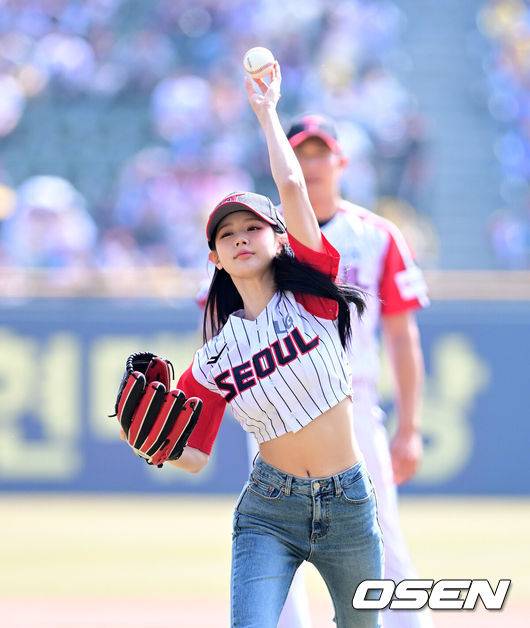 '6연승' LG, 치사하게 치트키 꺼내나...2년 연속 승리 요정, 올해도 마운드 오른다