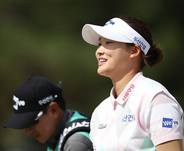 김민솔, 프로데뷔는 예상과 달랐지만 슈퍼루키 입증한 KLPGA 3번째 우승…'신인왕 예약' [iM금융오픈]