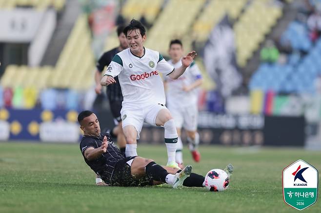 '이정효호' 수원 7경기 만에 졌다, 2경기 '무승 수렁'... '또 무득점' 김포에 0-1 패 [수원 현장리뷰]