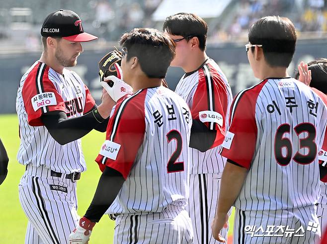 LG 폭주 끝이 없다…SSG 9-1 제압하고 3연전 싹쓸이+7연승 질주→'6이닝 무실점' 톨허스트 시즌 2승 [잠실:스코어]