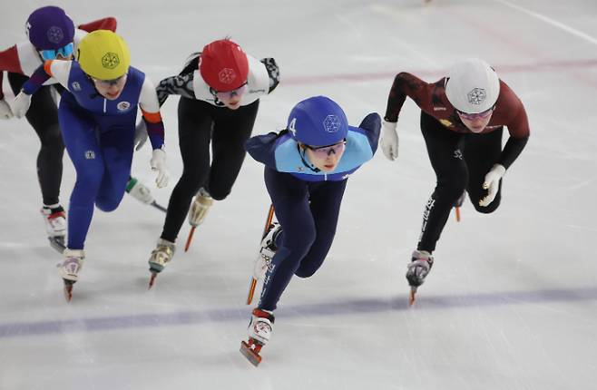 '올림픽 金' 최민정·심석희·김길리, 또 다시 태극마크 확정
