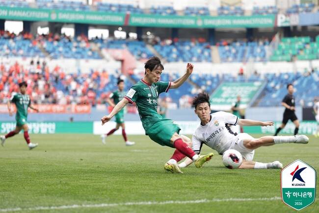 [k1.star] K리그에 이런 한국인 센터백 또 있을까…차단-돌파-빌드업 다 되는 ‘축구 도사’ 이기혁