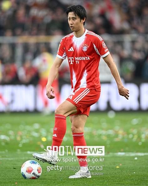 '김민재와 너무 비교되네' 일본 대표팀 핵심 수비수, 대체 왜 이러나...또 부상으로 교체 아웃→바이에른 뮌헨은 '진절머리'