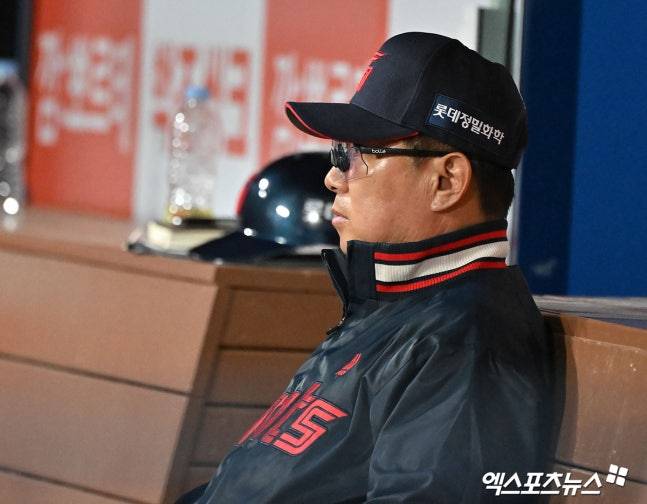 '160km' 안우진은 딱 1이닝 던졌는데, 롯데 9이닝 내내 '0-0-0-0-0-0-0-0-0' 침묵…홈런 1위에 가려진 '득점 꼴찌' 민낯 [고척 현장]