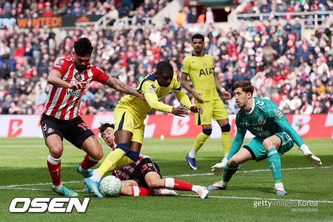 '데 제르비 데뷔전' 토트넘, 선덜랜드 원정서 0-1 패배...리그 18위 '강등' 시나리오 현실화