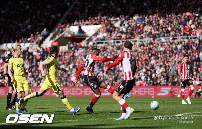 '데 제르비 데뷔전' 토트넘, 선덜랜드 원정서 0-1 패배...리그 18위 '강등' 시나리오 현실화