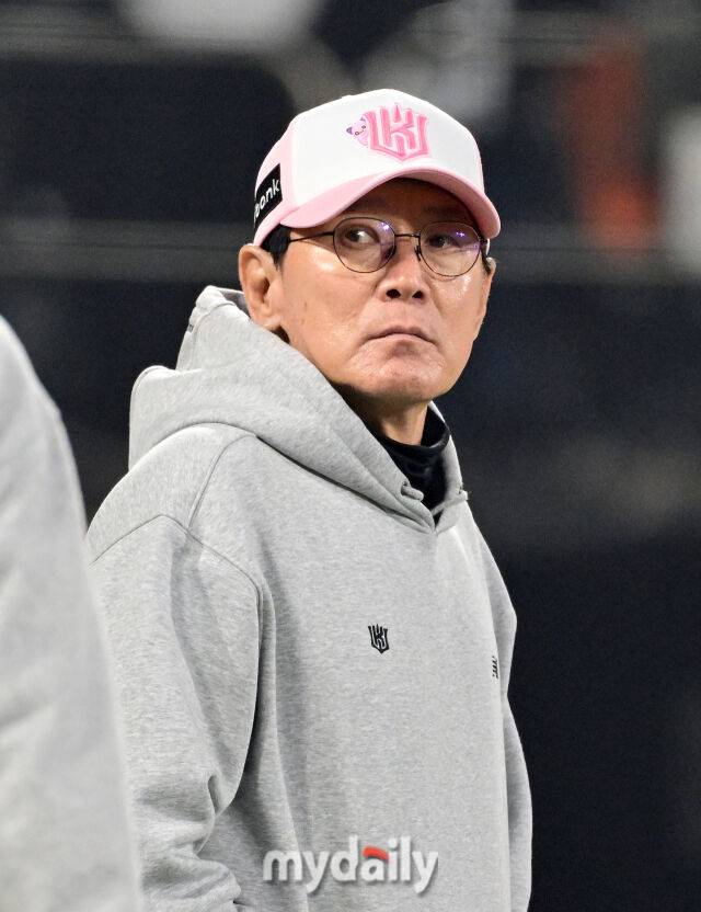 강속구 아닌데 '17이닝 무실점' 폰세급 투구 어떻게 가능했나…