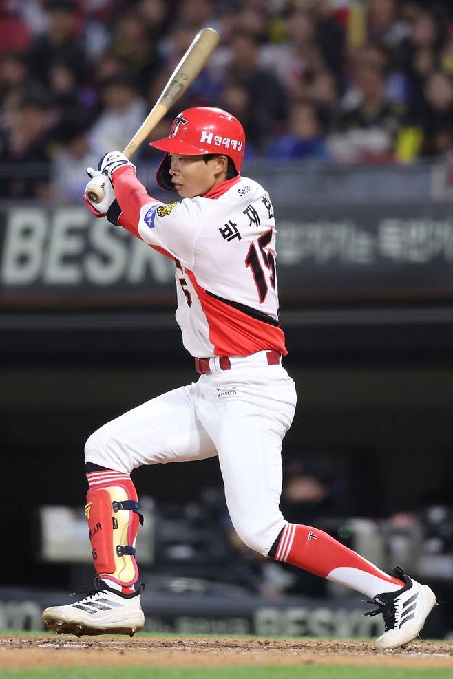 KIA 트레이드 안 해도 되겠네… ‘8푼 타격 잊어라’ 이범호 고민 해결사, 생각보다 가까이 있었네