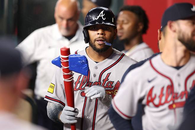 김하성, '트레이드 유력' 도미닉 스미스와 함께 뛸 수 있을까…타율 0.365인데도 '매력적인 트레이드 카드' 전망