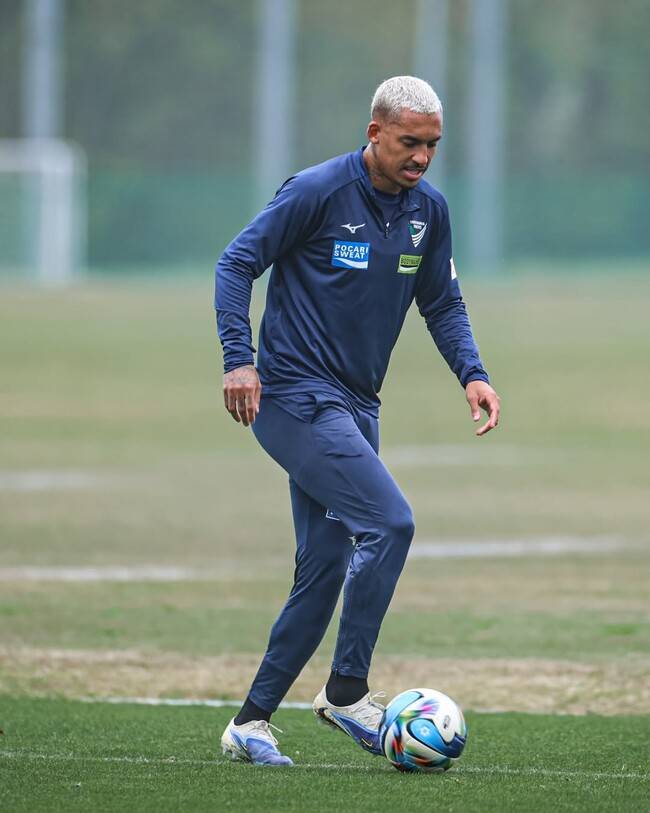 ‘K리그가 영 안 맞았나’…대구 떠난 후 펄펄 나는 중→’10경기 9골’ 미친 활약