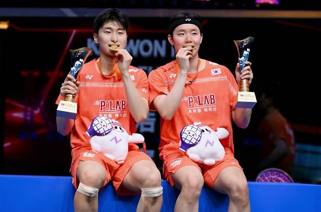 안세영과 더불어 韓 배드민턴 '새 역사'→'회장+감독' 조 '대기록' 바로 뒤…서승재-김원호조, 21세기 최장 기간 연승 신기록