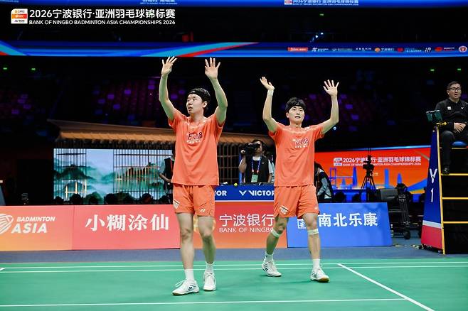 안세영과 더불어 韓 배드민턴 '새 역사'→'회장+감독' 조 '대기록' 바로 뒤…서승재-김원호조, 21세기 최장 기간 연승 신기록