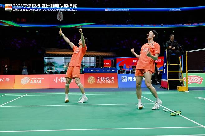 안세영과 더불어 韓 배드민턴 '새 역사'→'회장+감독' 조 '대기록' 바로 뒤…서승재-김원호조, 21세기 최장 기간 연승 신기록