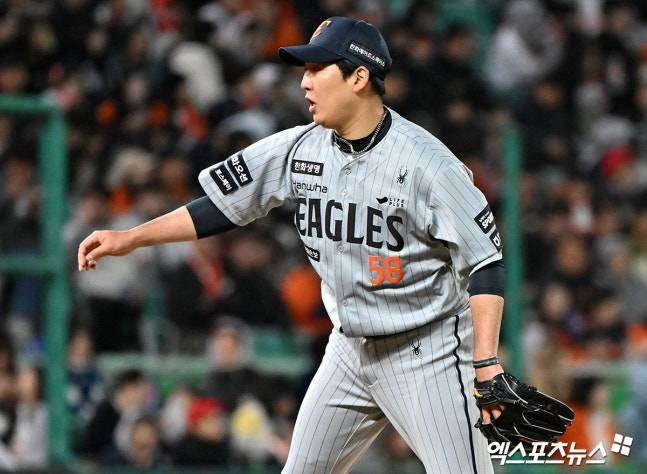 한화 불펜, 모든 타자 강백호로 만드는 중…'ERA 8.73' 연쇄 붕괴→허리부터 무너지고 있다, '믿을맨' 안 보인다